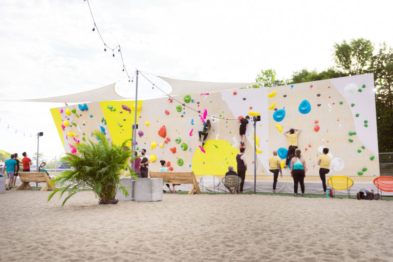 Beach Climbing Comes to Quebec for the Summer