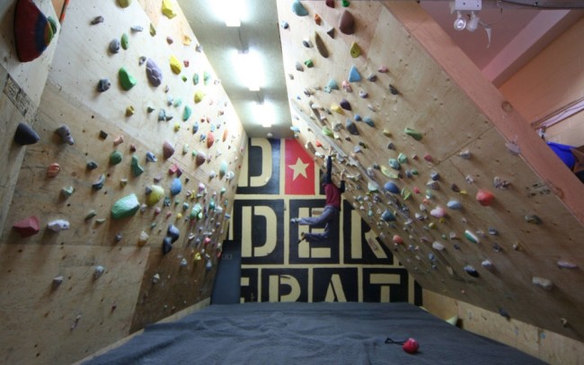 The Grand Wall Bouldering Co-op. Photo: Squamish Climbing Magazine.